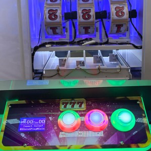 China new arrival coin operated Lucky Wheel gift game machine 777 lucky spin prize machine factory and suppliers | Meiyi